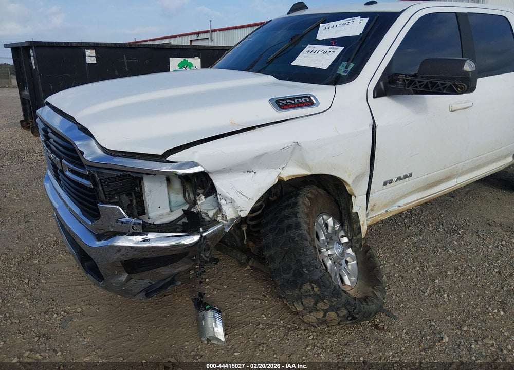 2021 RAM 2500 BIG HORN  4X4 6'4 BOX VIN: 3C6UR5DJXMG552525