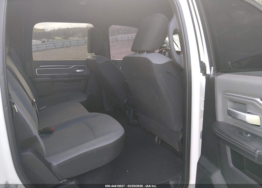 2021 RAM 2500 BIG HORN  4X4 6'4 BOX VIN: 3C6UR5DJXMG552525