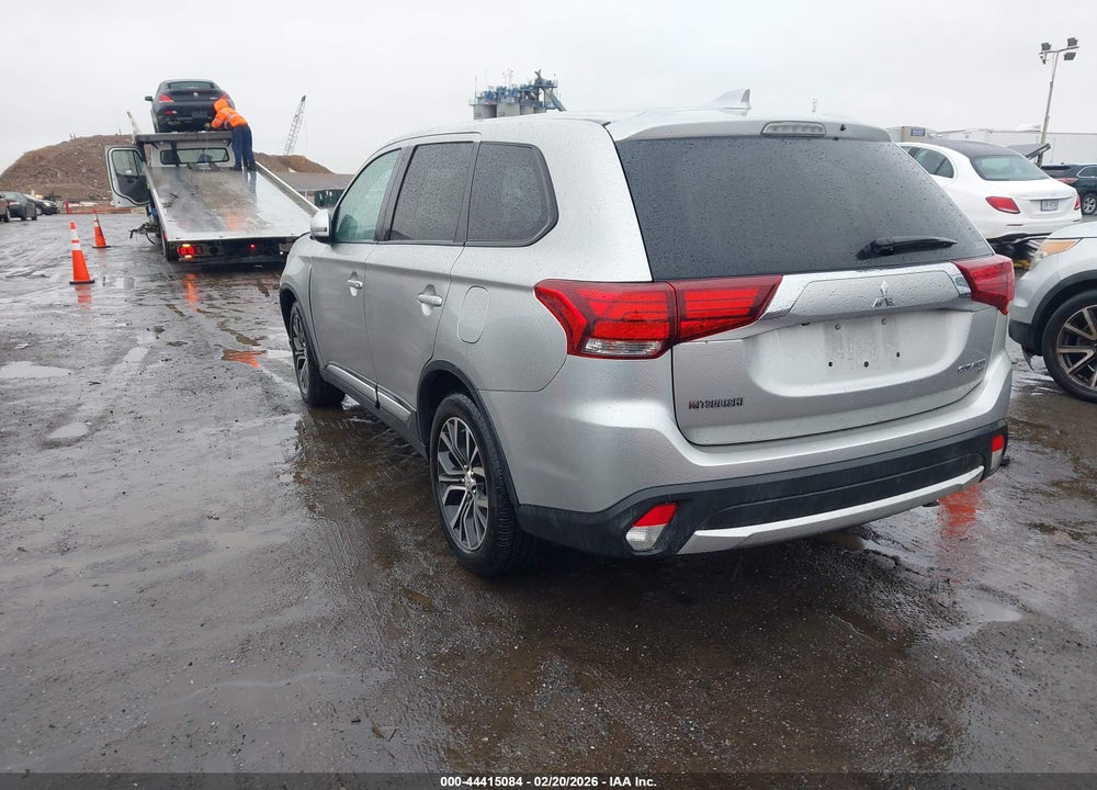 2018 MITSUBISHI OUTLANDER ES/LE/SE/SEL VIN: JA4AZ3A31JZ070571