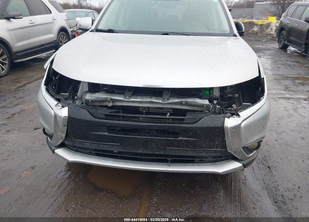 2018 MITSUBISHI OUTLANDER ES/LE/SE/SEL VIN: JA4AZ3A31JZ070571