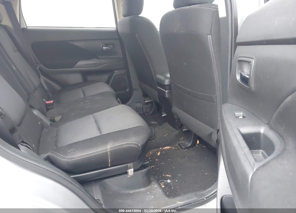 2018 MITSUBISHI OUTLANDER ES/LE/SE/SEL VIN: JA4AZ3A31JZ070571