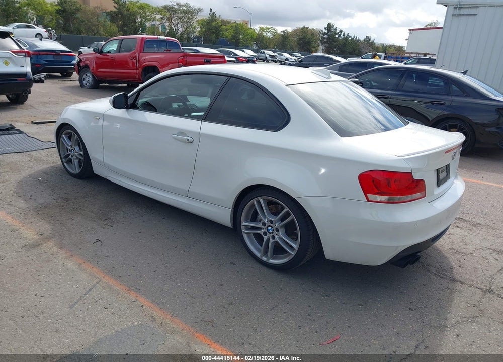2013 BMW 135I VIN: WBAUC9C59DVM13772