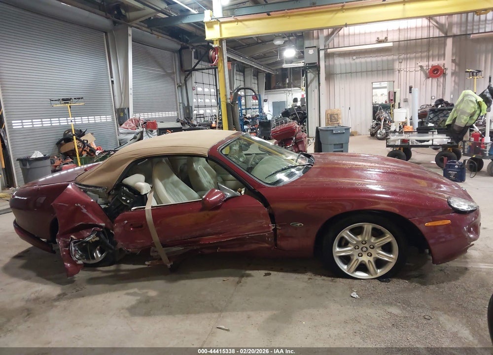 2000 JAGUAR XK8 VIN: SAJJA42C2YNA06823