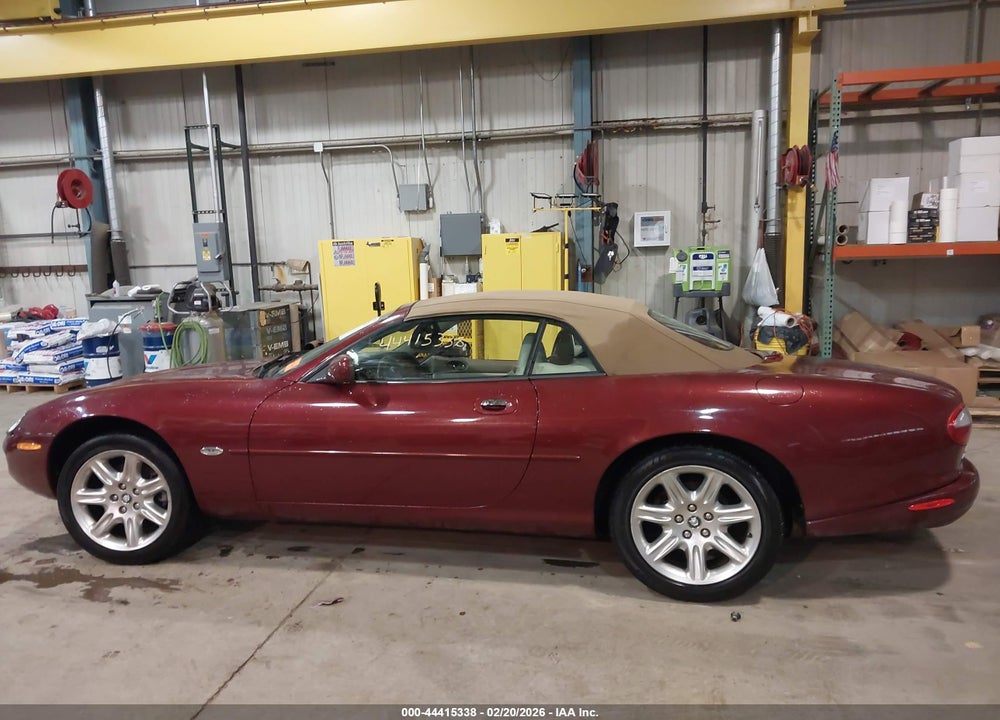 2000 JAGUAR XK8 VIN: SAJJA42C2YNA06823