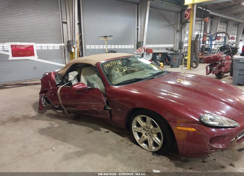 2000 JAGUAR XK8 VIN: SAJJA42C2YNA06823