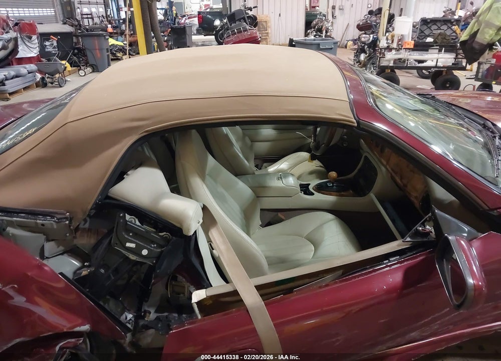 2000 JAGUAR XK8 VIN: SAJJA42C2YNA06823