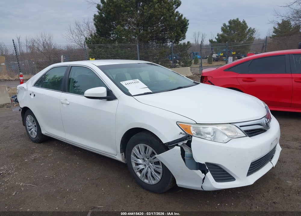 2014 TOYOTA CAMRY LE VIN: 4T1BF1FK0EU365666