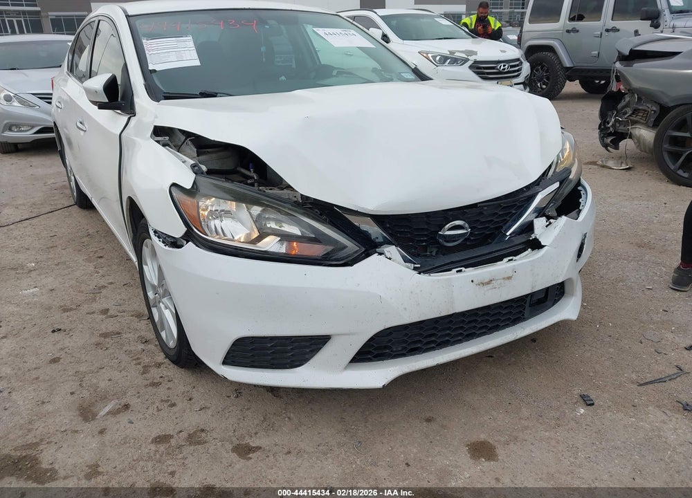 2018 NISSAN SENTRA SV VIN: 3N1AB7AP2JY266682