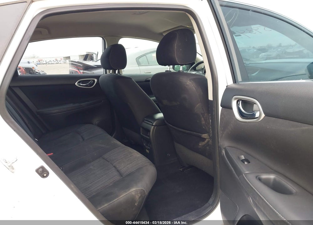 2018 NISSAN SENTRA SV VIN: 3N1AB7AP2JY266682