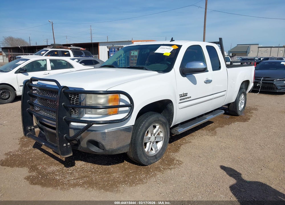 2011 GMC SIERRA 1500 SLE VIN: 1GTR1VE06BZ438398