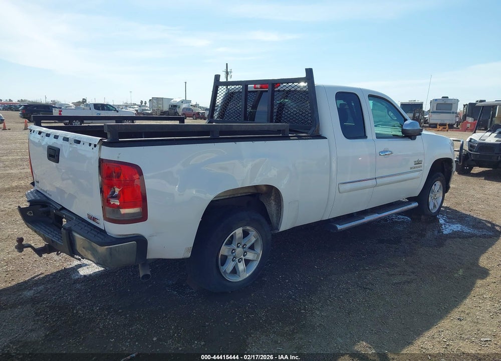 2011 GMC SIERRA 1500 SLE VIN: 1GTR1VE06BZ438398