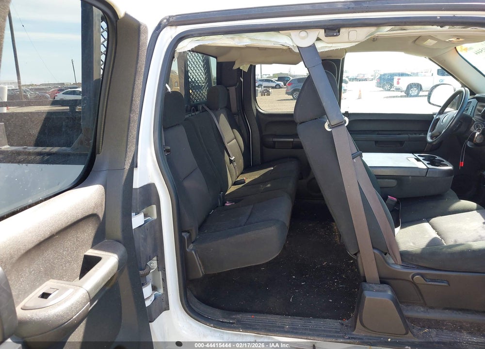 2011 GMC SIERRA 1500 SLE VIN: 1GTR1VE06BZ438398