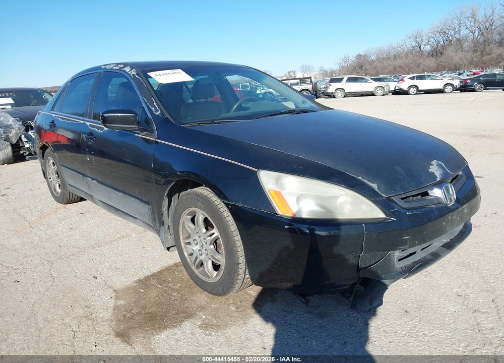 2005 HONDA ACCORD 3.0 EX VIN: 1HGCM66585A065477