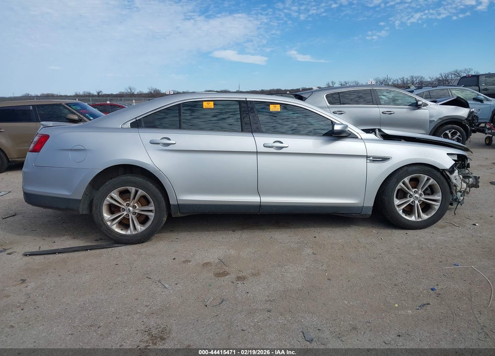 2015 FORD TAURUS SEL VIN: 1FAHP2E87FG203157