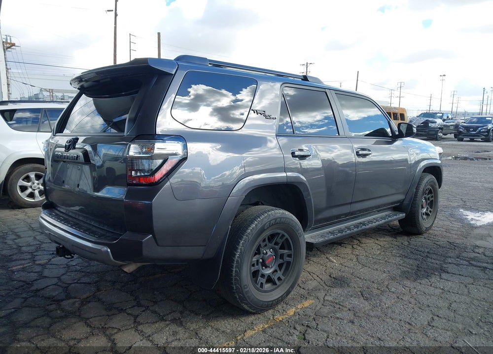 2023 TOYOTA 4RUNNER TRD OFF ROAD PREMIUM VIN: JTERU5JR2P6132511