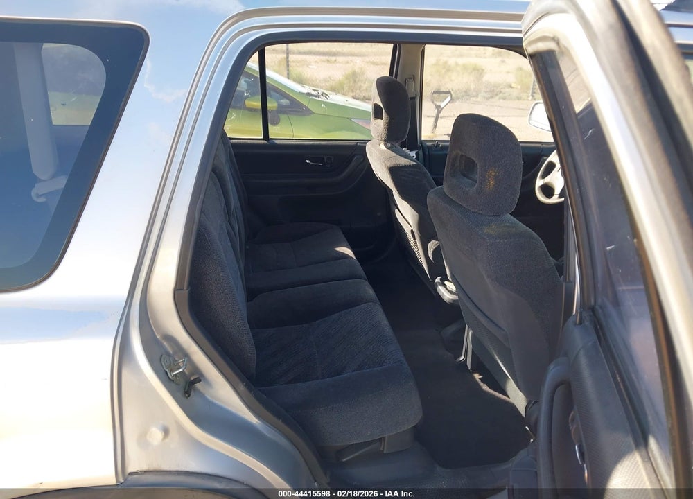 2000 HONDA CR-V EX VIN: JHLRD1869YC035644
