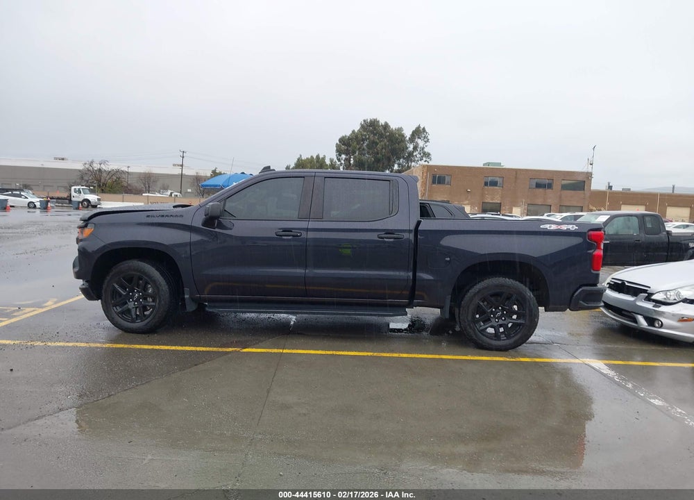 2023 CHEVROLET SILVERADO 1500 4WD  SHORT BED CUSTOM VIN: 3GCPDBEK8PG223837