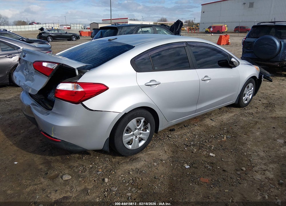 2015 KIA FORTE LX VIN: KNAFK4A62F5343271