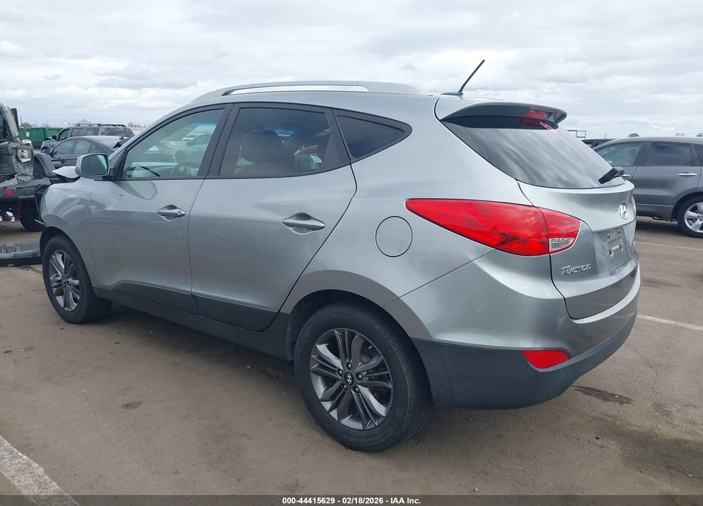 2015 HYUNDAI TUCSON SE VIN: KM8JUCAG6FU068371