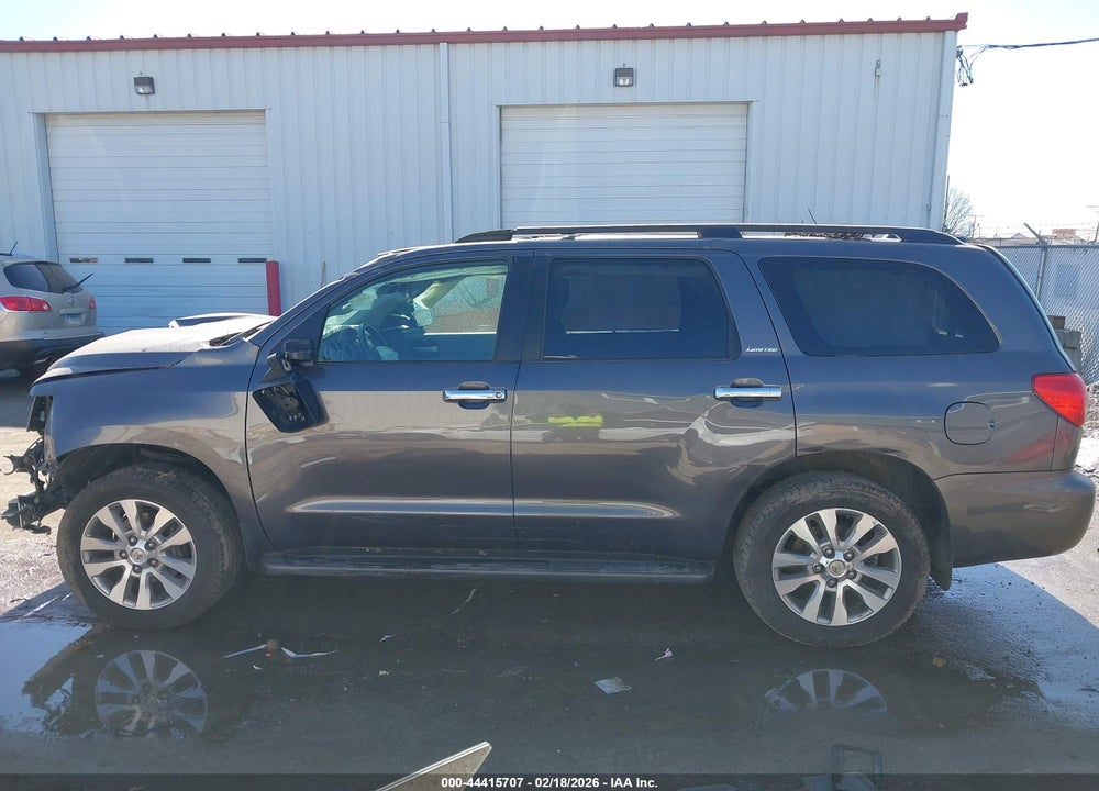 2011 TOYOTA SEQUOIA LIMITED 5.7L V8 VIN: 5TDJW5G11BS046144