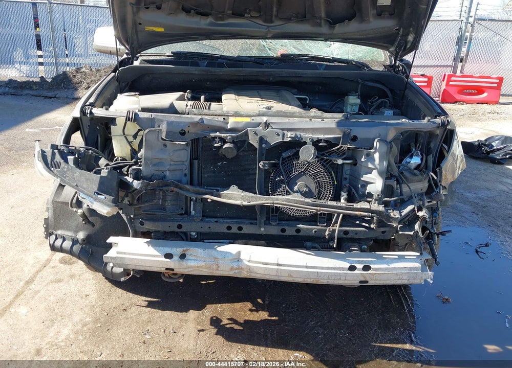 2011 TOYOTA SEQUOIA LIMITED 5.7L V8 VIN: 5TDJW5G11BS046144