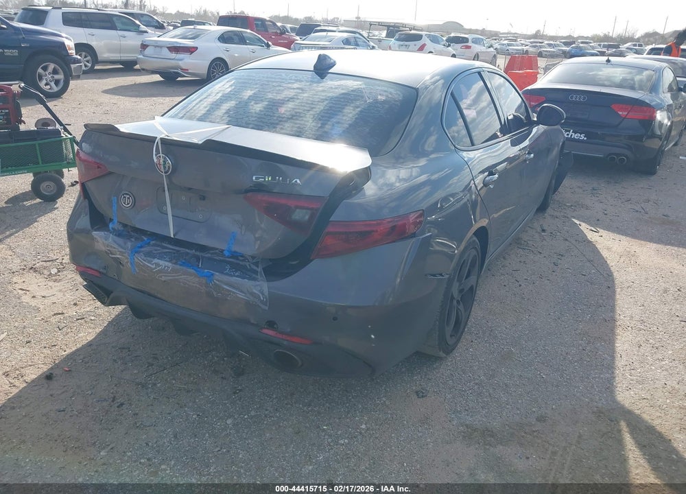 2017 ALFA ROMEO GIULIA RWD VIN: ZARFAEBN2H7555960