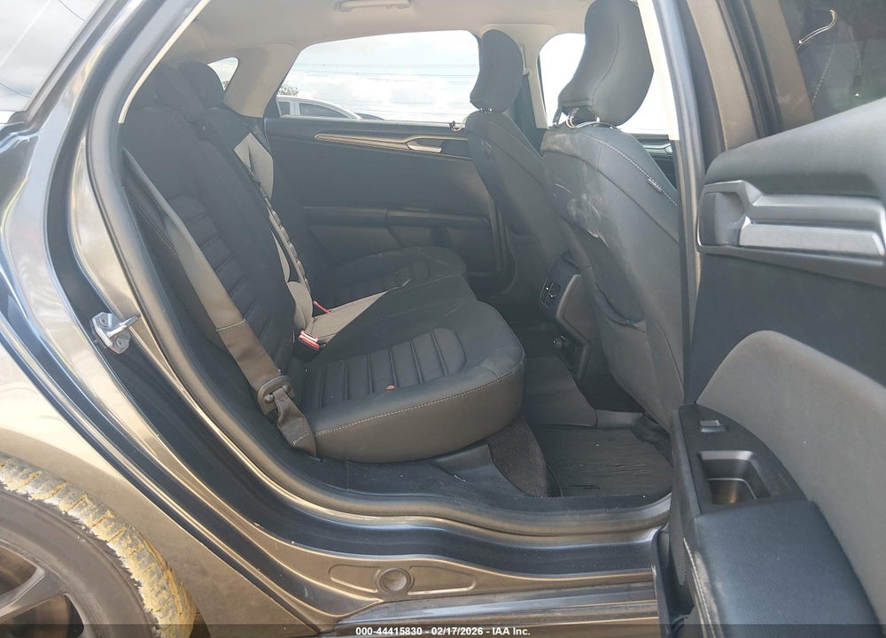 2017 FORD FUSION HYBRID SE VIN: 3FA6P0LU7HR172189
