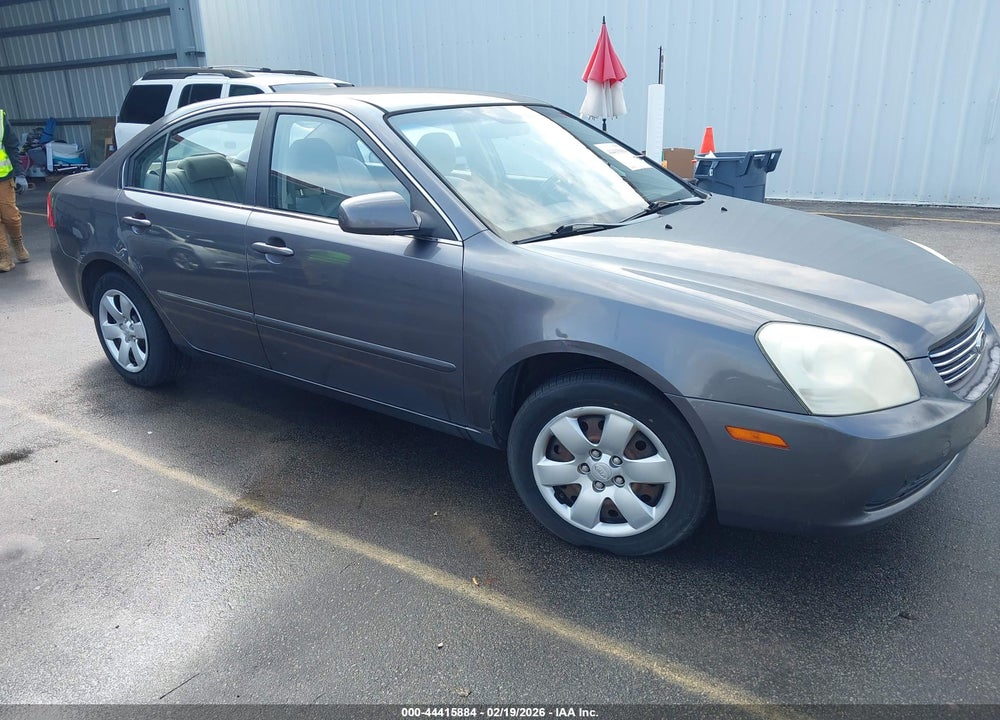 2008 KIA OPTIMA LX VIN: KNAGE123285177612