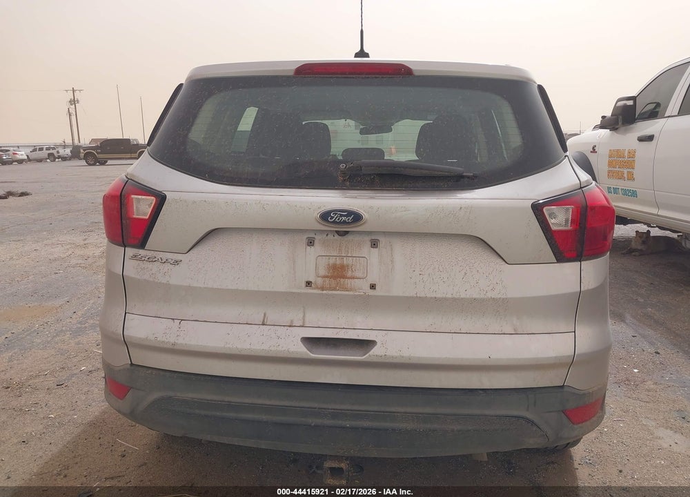 2019 FORD ESCAPE S VIN: 1FMCU0F71KUB06406
