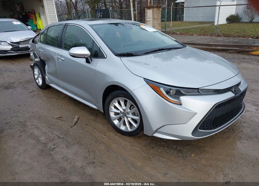 2022 TOYOTA COROLLA XLE VIN: JTDFPMAE0NJ215810