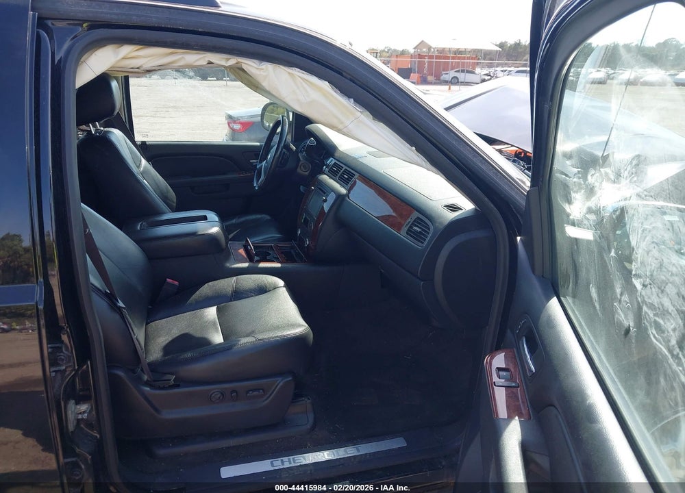 2012 CHEVROLET AVALANCHE 1500 LTZ VIN: 3GNTKGE75CG180332