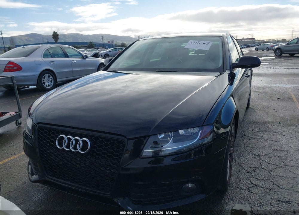 2011 AUDI A4 2.0T PREMIUM VIN: WAUDFAFL4BN055092