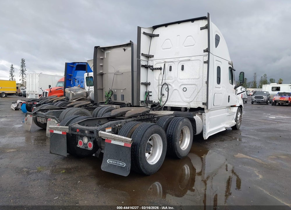2021 FREIGHTLINER CASCADIA 1 VIN: 3AKJHHDR1MSMU8401