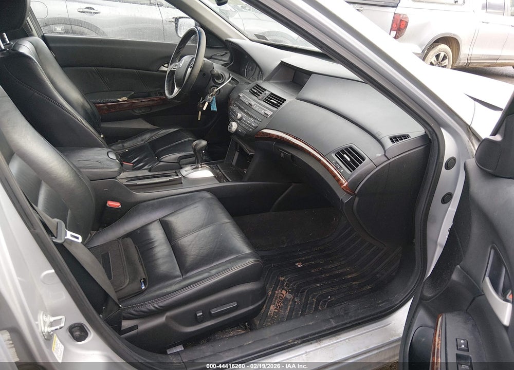 2011 HONDA ACCORD CROSSTOUR EX-L VIN: 5J6TF2H53BL002084