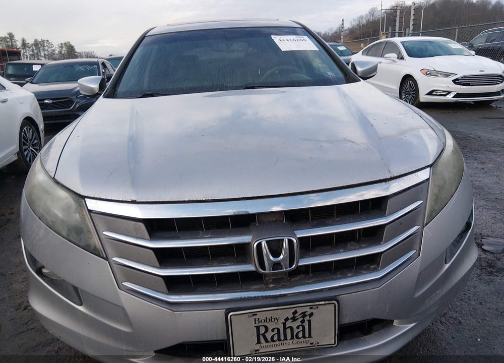 2011 HONDA ACCORD CROSSTOUR EX-L VIN: 5J6TF2H53BL002084