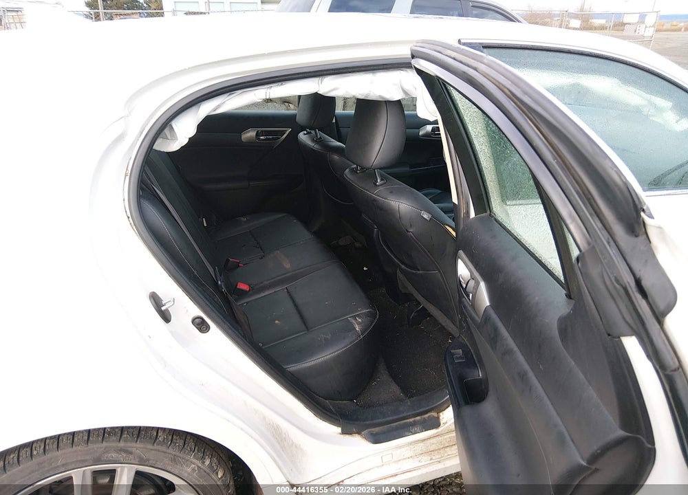 2015 LEXUS CT 200H VIN: JTHKD5BH4F2235414