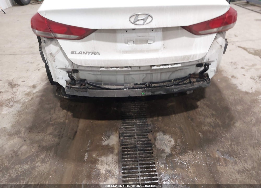 2017 HYUNDAI ELANTRA SE VIN: 5NPD84LF8HH036938