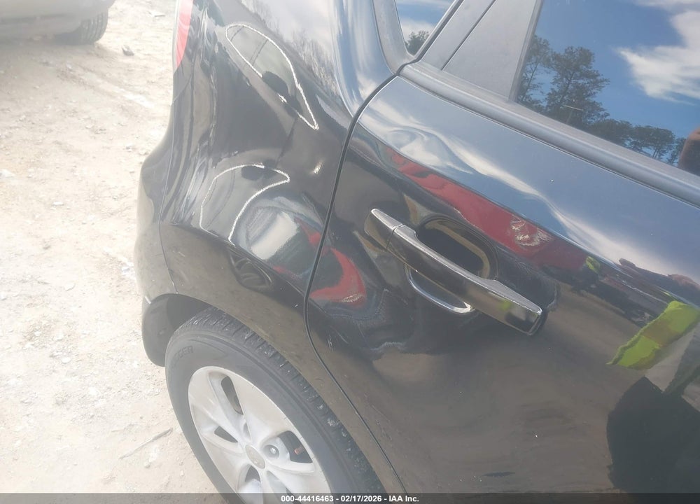2016 KIA SOUL VIN: KNDJN2A25G7851102