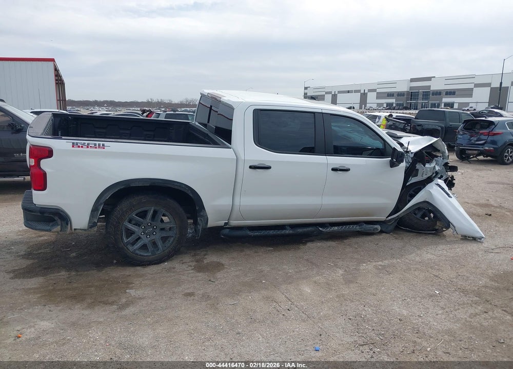 2024 CHEVROLET SILVERADO 1500 4WD  SHORT BED LT TRAIL BOSS VIN: 3GCUDFE89RG254743