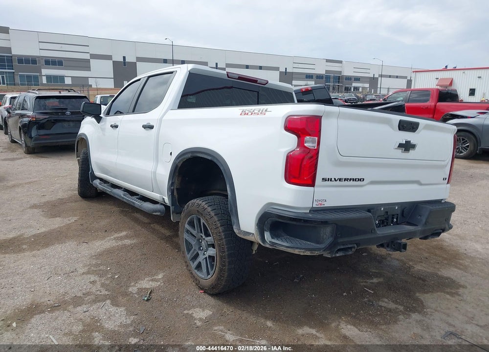 2024 CHEVROLET SILVERADO 1500 4WD  SHORT BED LT TRAIL BOSS VIN: 3GCUDFE89RG254743
