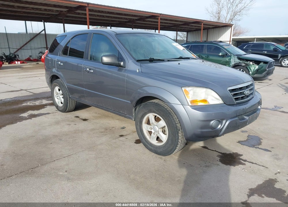 2008 KIA SORENTO LX BASE VIN: KNDJD735X85850158