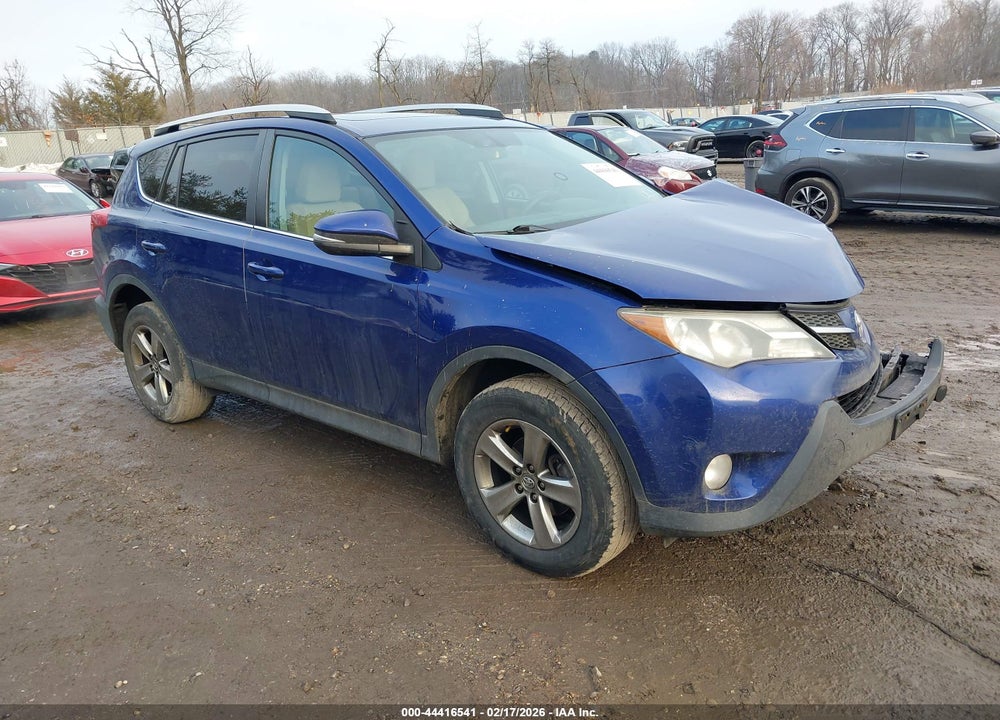 2015 TOYOTA RAV4 XLE VIN: 2T3RFREV9FW254440
