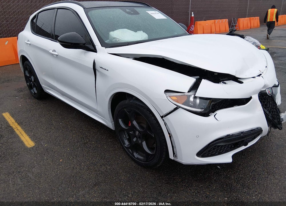 2022 ALFA ROMEO STELVIO VELOCE TI AWD VIN: ZASPAKBN9N7D43640