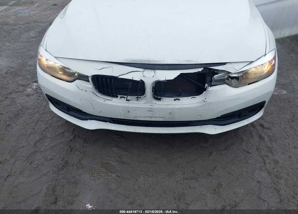 2017 BMW 320I XDRIVE VIN: WBA8E5G52HNU42308
