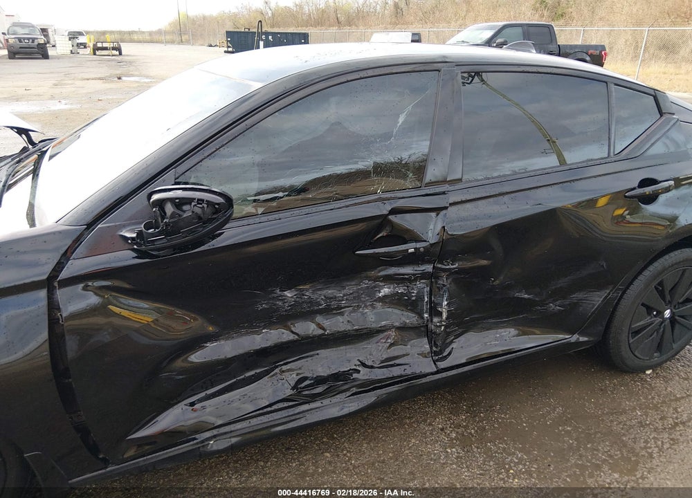 2021 NISSAN ALTIMA SV FWD VIN: 1N4BL4DV8MN302163