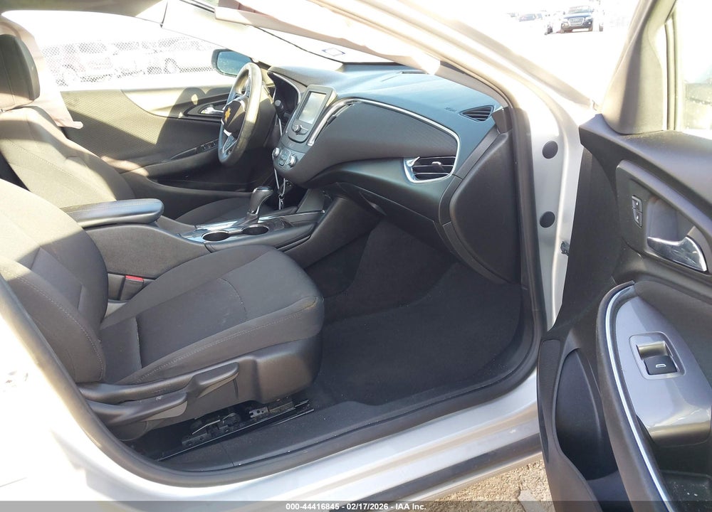 2018 CHEVROLET MALIBU LT VIN: 1G1ZD5STXJF248344