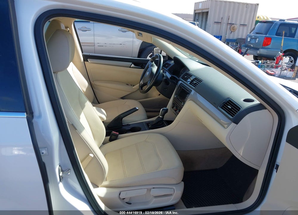 2015 VOLKSWAGEN PASSAT 1.8T LIMITED EDITION VIN: 1VWAT7A31FC106734