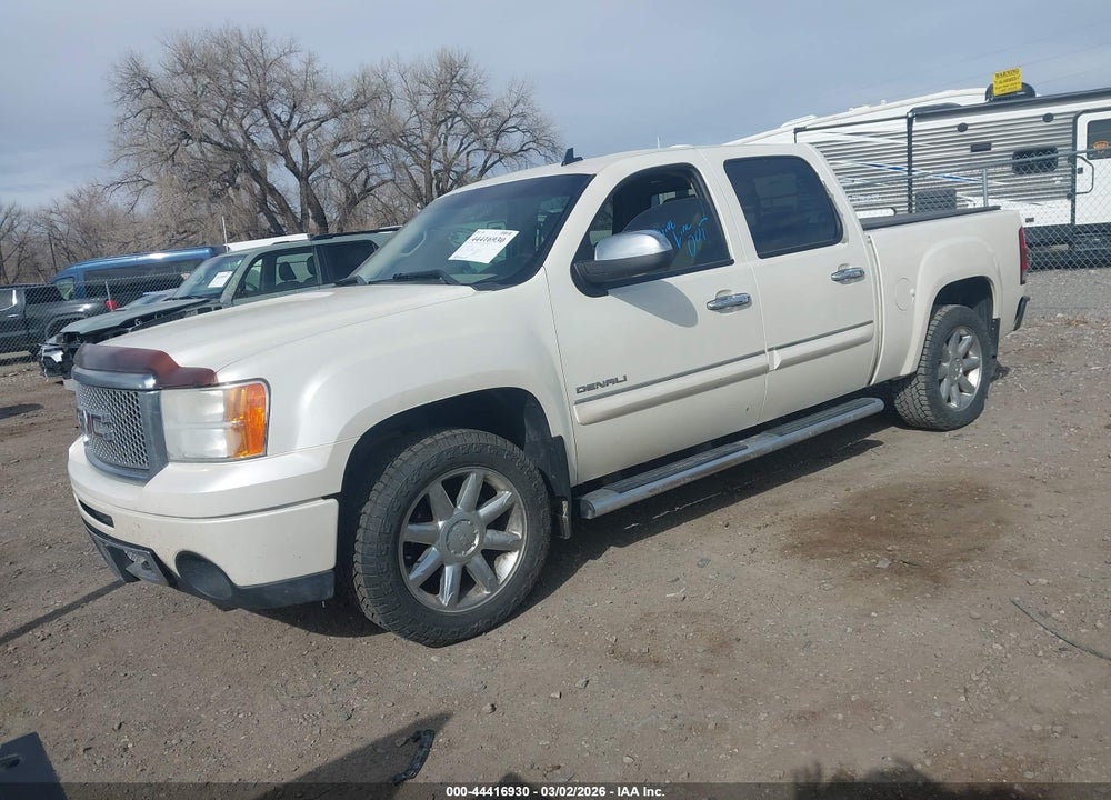 2013 GMC SIERRA 1500 DENALI VIN: 3GTP2XE23DG256419