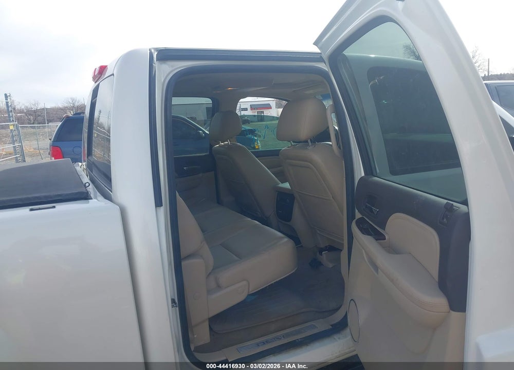 2013 GMC SIERRA 1500 DENALI VIN: 3GTP2XE23DG256419