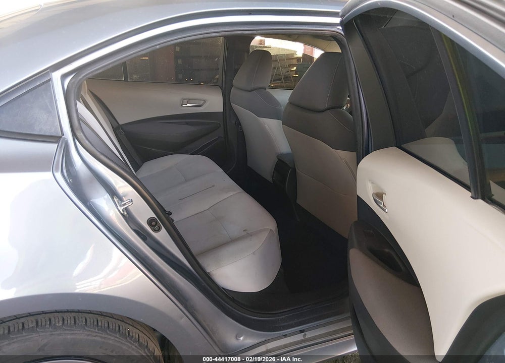 2021 TOYOTA COROLLA LE VIN: 5YFEPMAE8MP225605